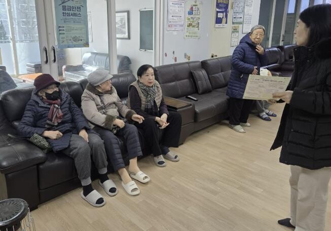 수원시 영통구 영통1동, 경로당 순회...