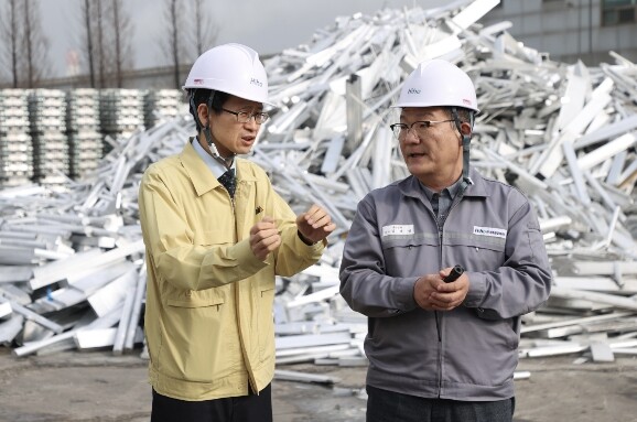 조달청, 국내 제조업체 찾아 원자재 ...