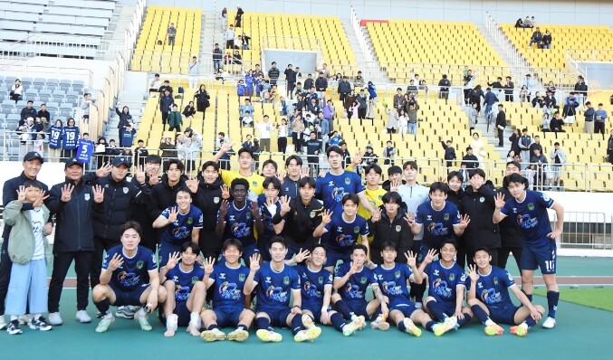 진주시민축구단, 홈 개막전 4-1 대...