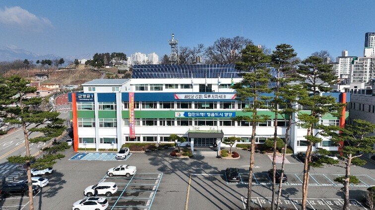 양양군, 현남면 주민 숙원 ‘실내 게...