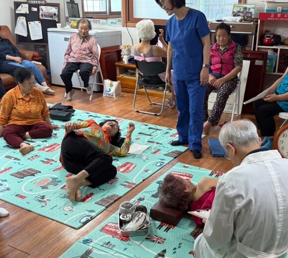 고양시 식사동, ‘어르신 건강주치의’...