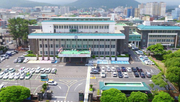 제60회 도민체전 팡파르…1만 5,0...