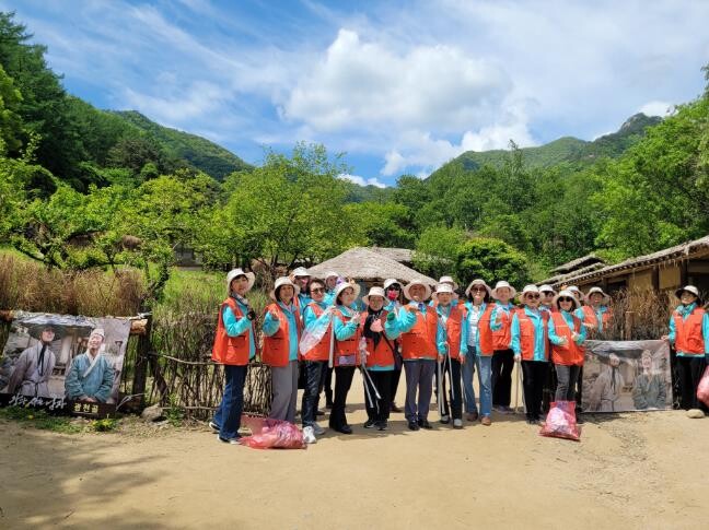 문경시 문화관광해설사 축제 후 쓰레기...