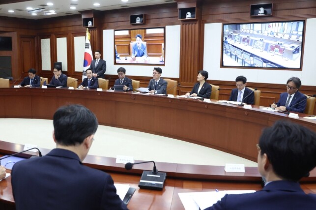 김민석 국무총리, 제14차 비상경제...