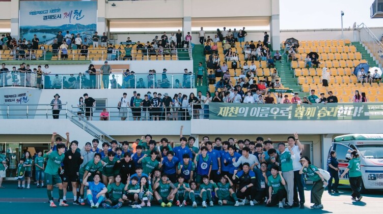 제천시민축구단, 서산FC 꺾고 ‘짜릿...
