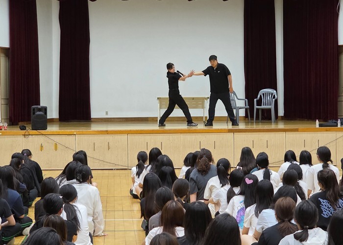 천안동남경찰서, 여중·여고 대상 범죄...