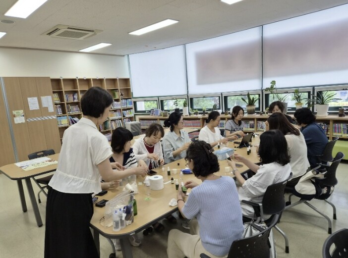 수원시 영통구 영통1동 새마을문고, ...