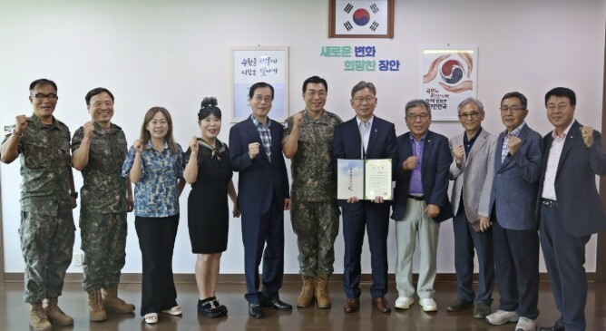 김인배 수원 장안구청장, 육군 제28...