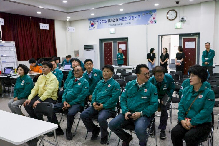 부여군의회, 을지연습 종합상황실 방문...