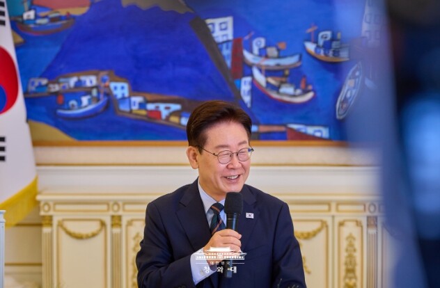 이재명 대통령, 시민사회 초청 간담회...