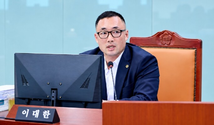 경기도의회 이대한 의원, “카드 쓰게...