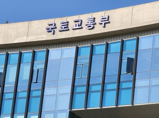 홍지선 국토교통부장관, 추석 귀성길 ...